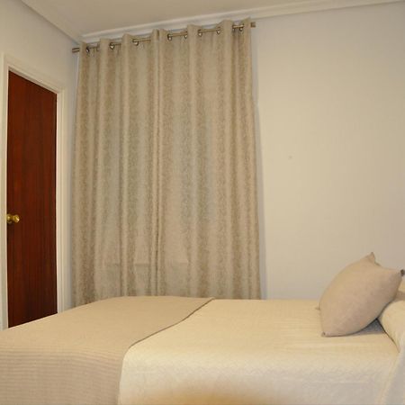 Hostal Ramon Y Cajal Valladolid Esterno foto