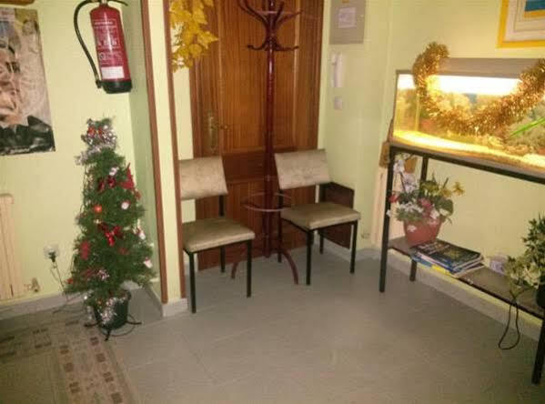 Hostal Ramon Y Cajal Valladolid Esterno foto